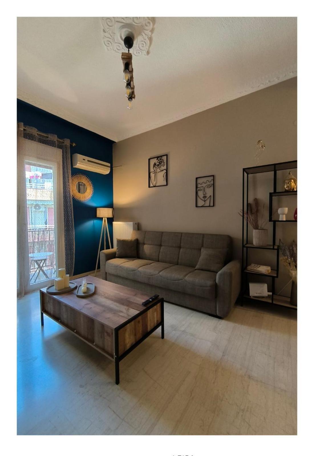 August Moon Apartment Chios Town Extérieur photo