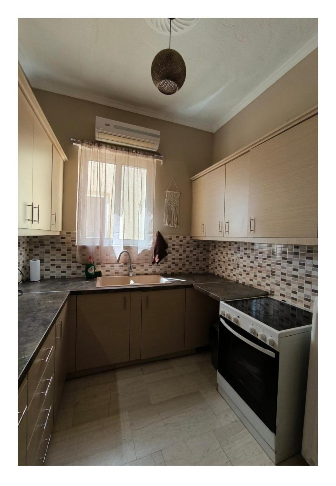 August Moon Apartment Chios Town Extérieur photo
